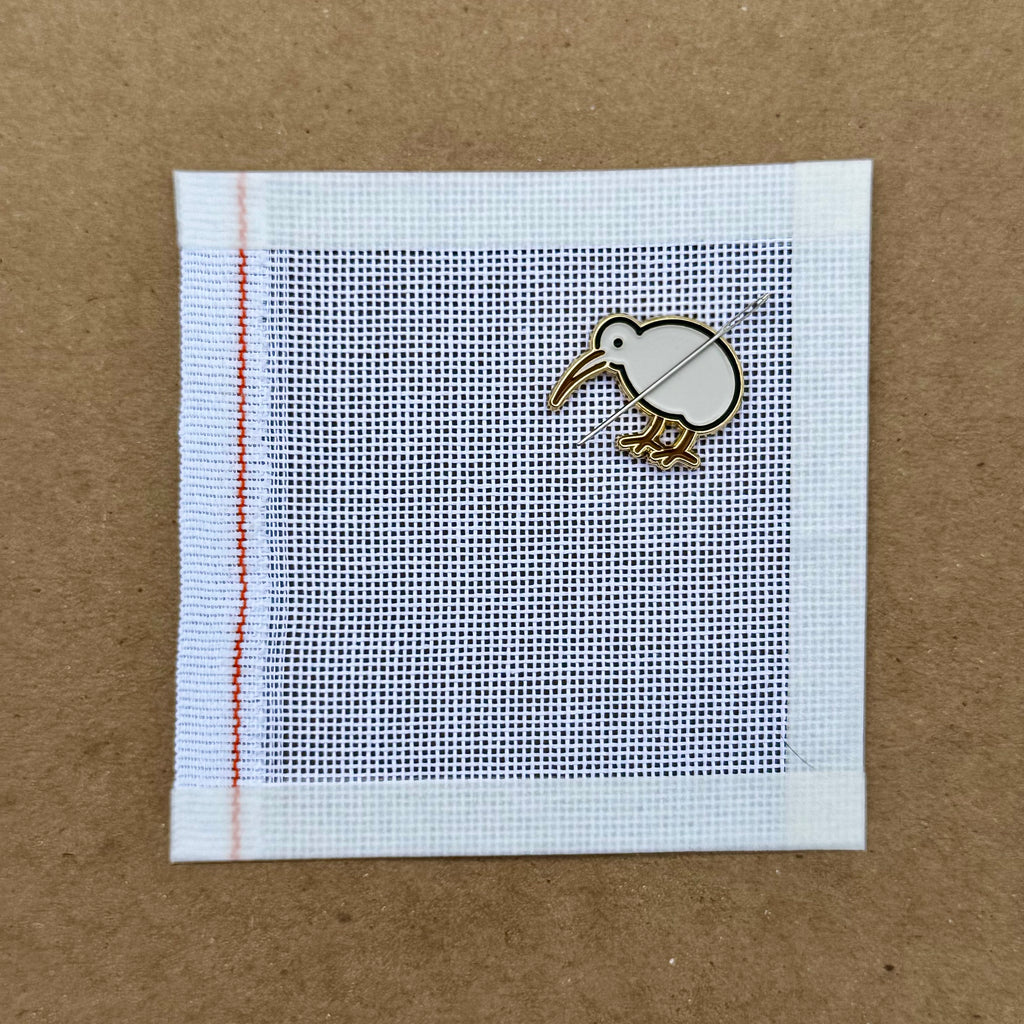 Kiwi Bird | Needle Minder