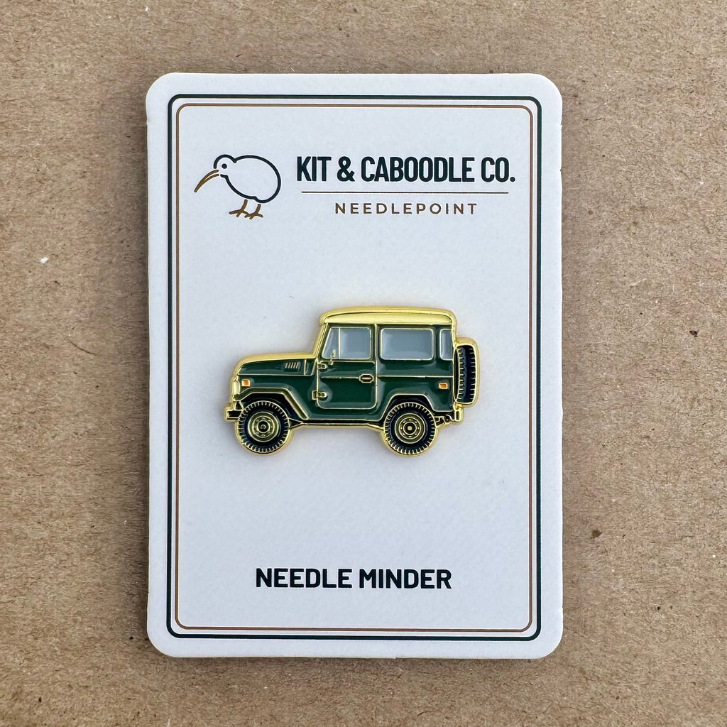 Vintage SUV | Needle Minder