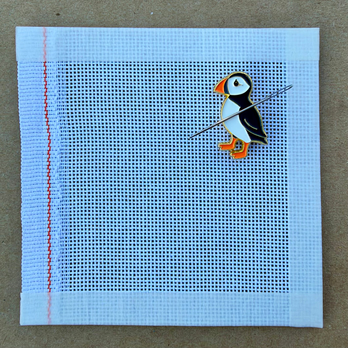 Puffin | Needle Minder