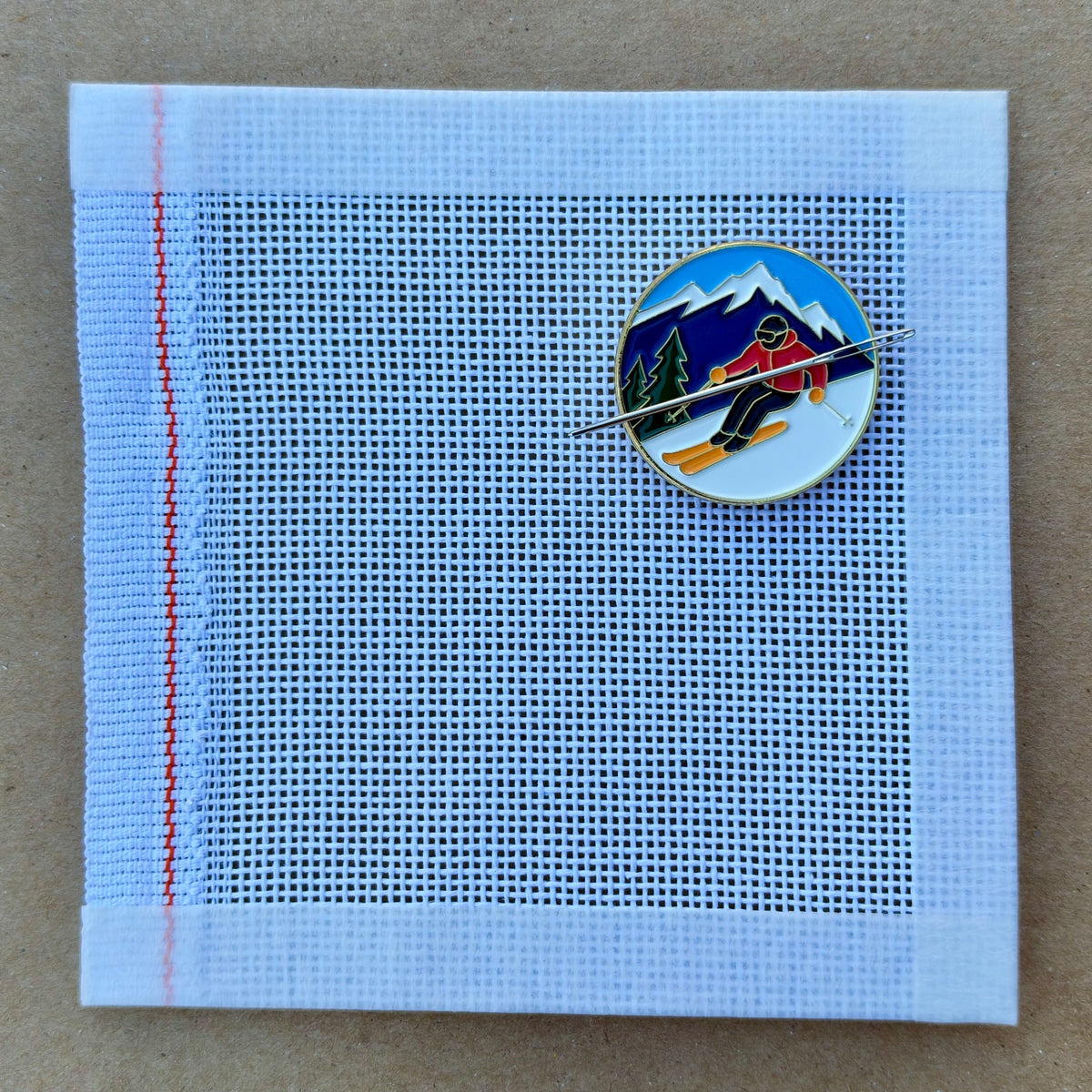 Ski Round | Needle Minder