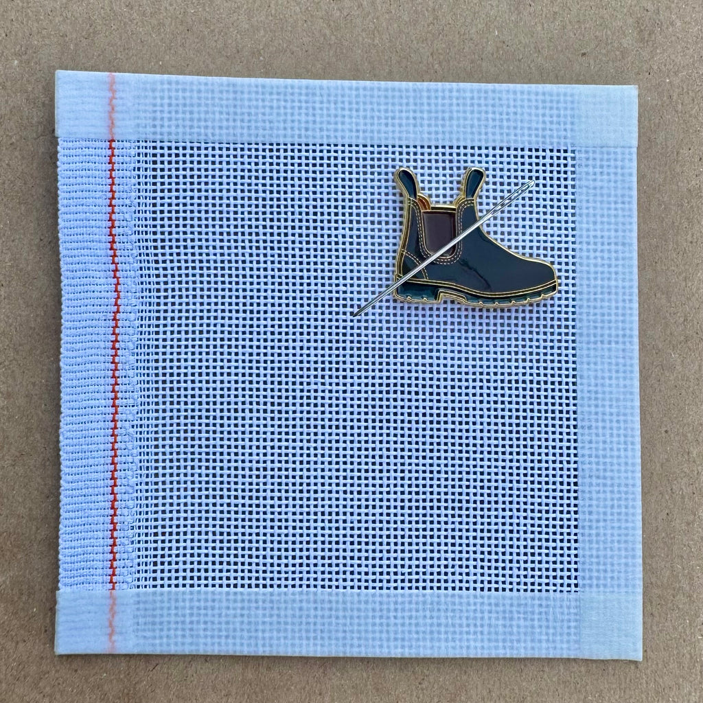 Aussie Boot | Needle Minder